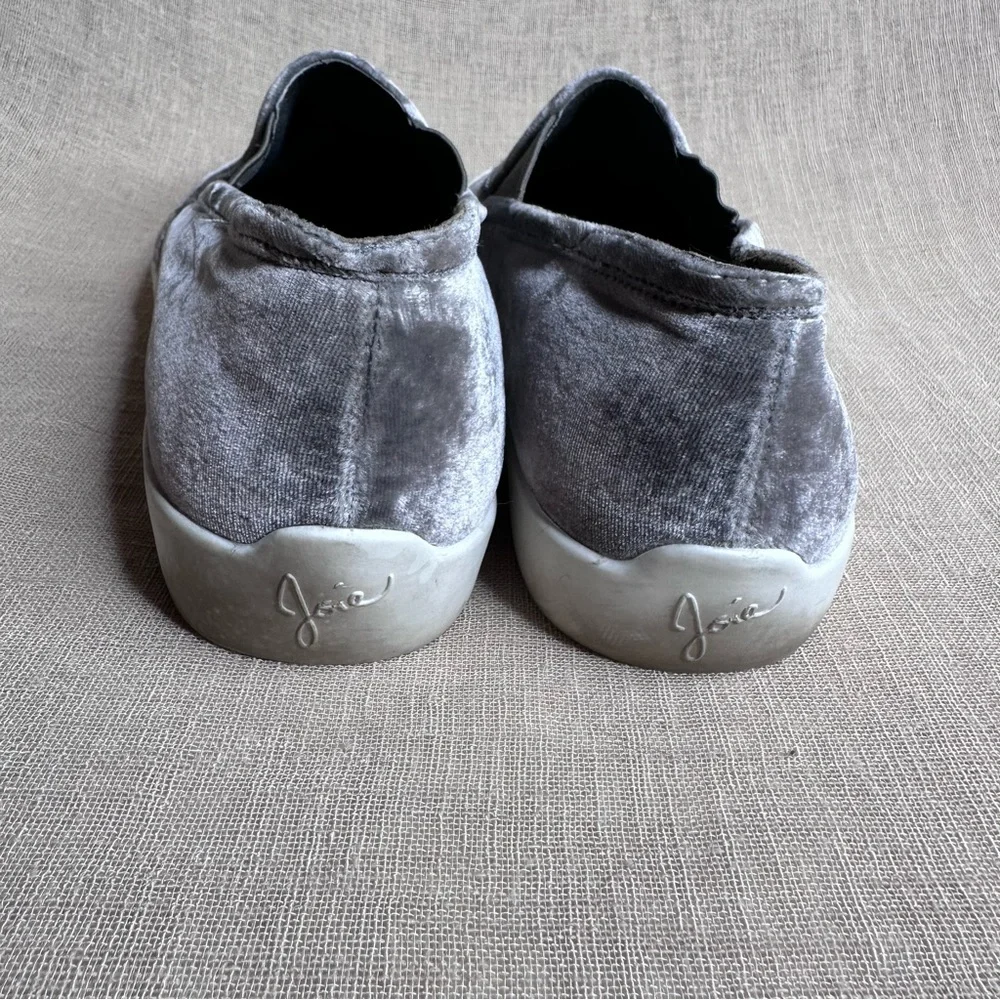 JOIE Womens Huxley Silver Velvet Sneaker Platform Shoes Size 37